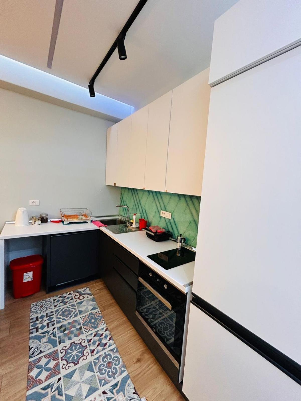 Picasso Apartment Tirana Extérieur photo