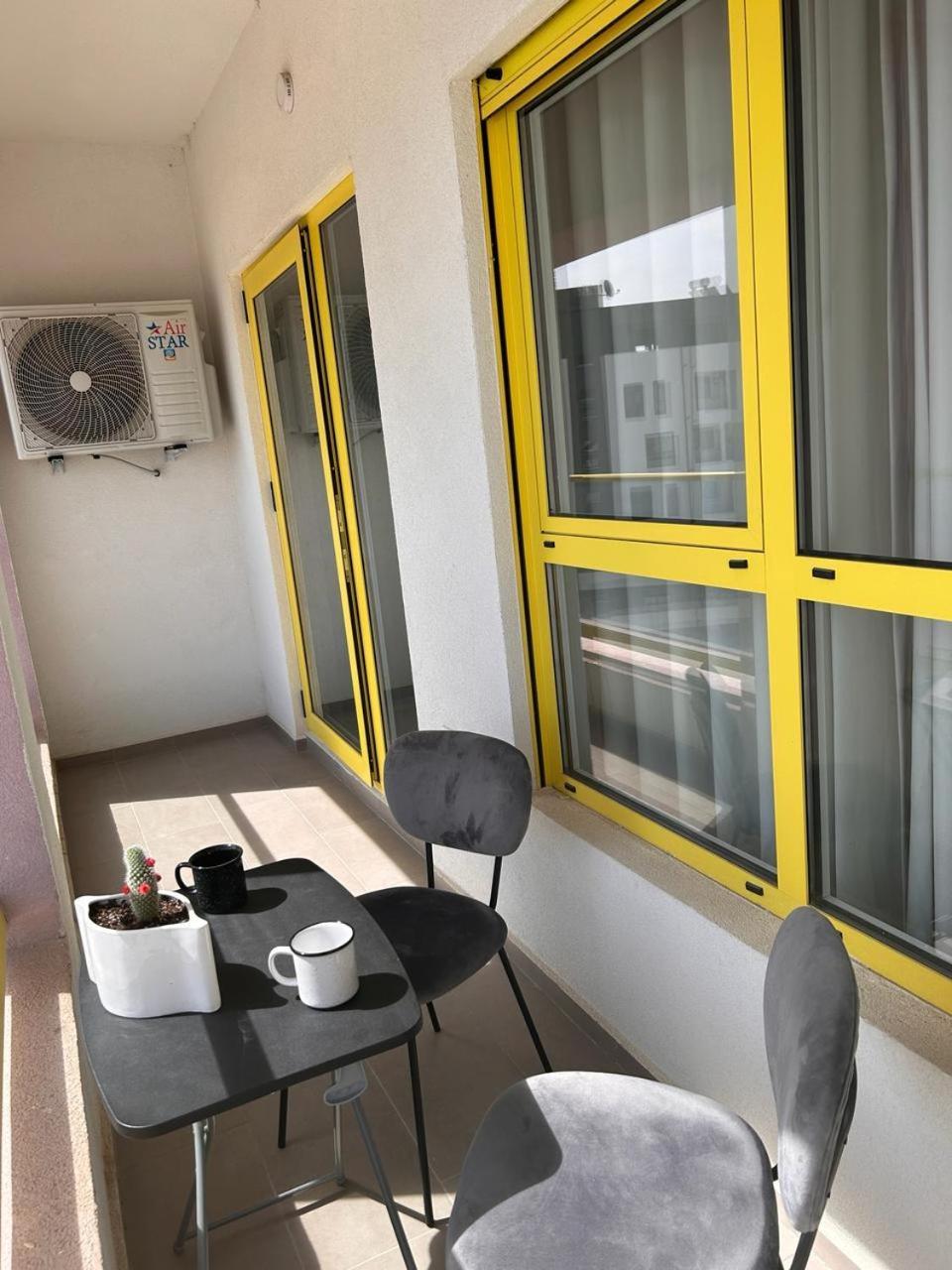 Picasso Apartment Tirana Extérieur photo