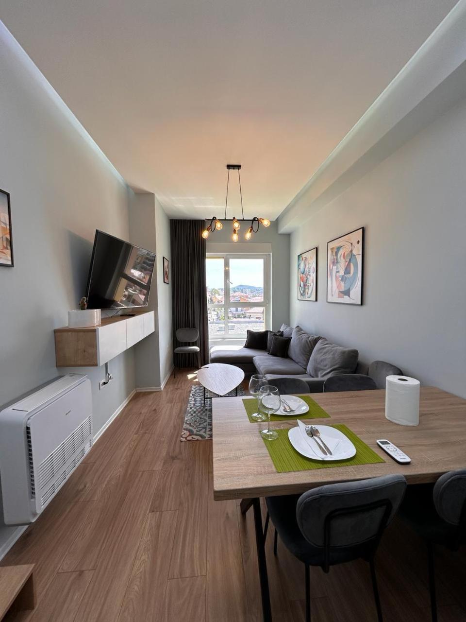 Picasso Apartment Tirana Extérieur photo