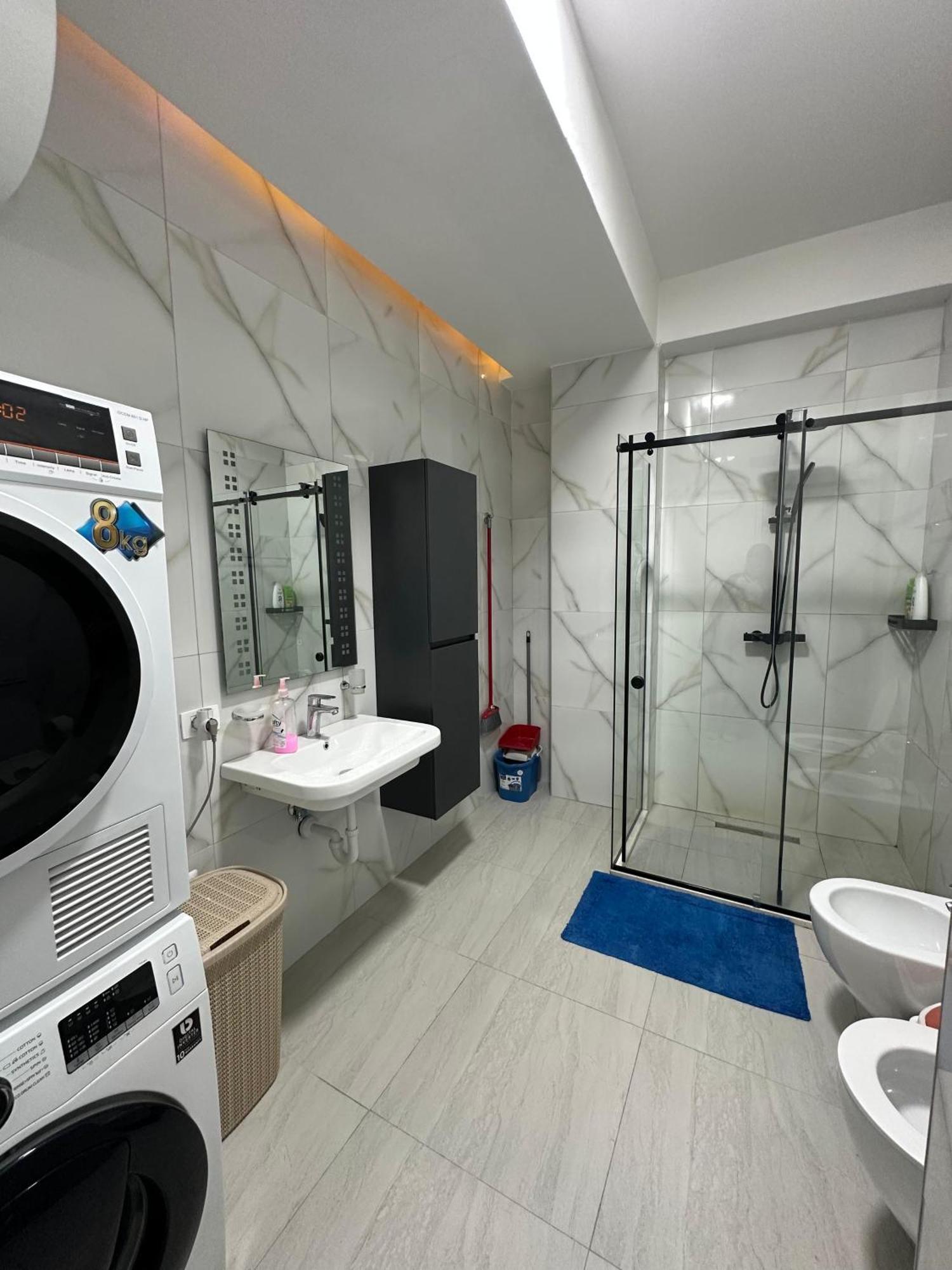 Picasso Apartment Tirana Extérieur photo