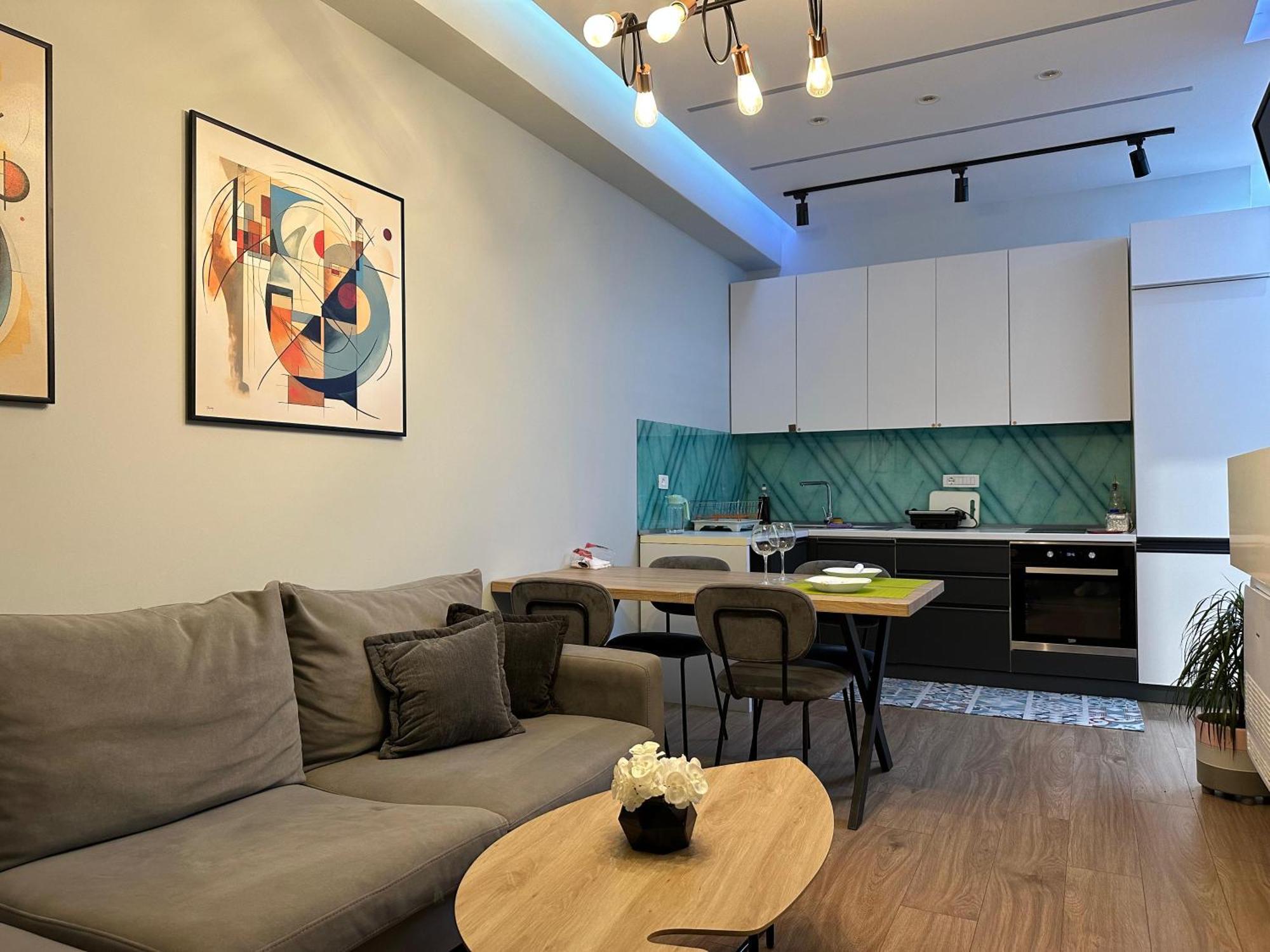 Picasso Apartment Tirana Extérieur photo